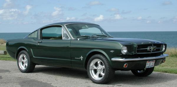 1965-ford-mustang-green-fastback